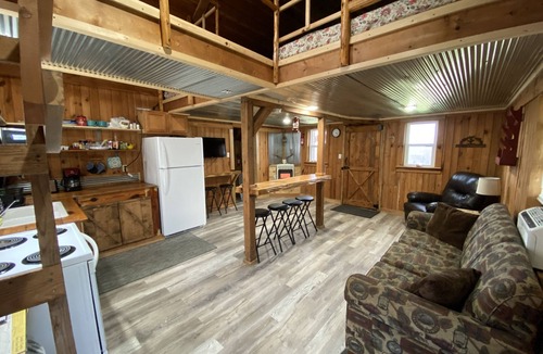 Marble Falls Cabin | Down Home Cabin