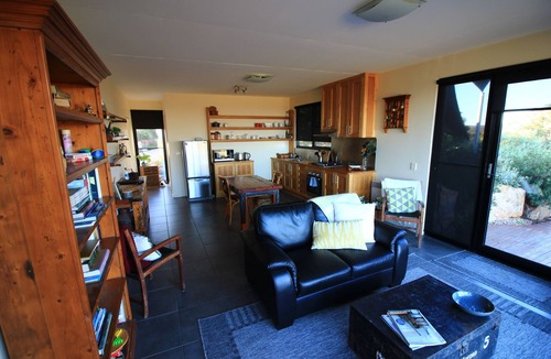 Sarsfield Cottage | Down to Earth Farm Retreat