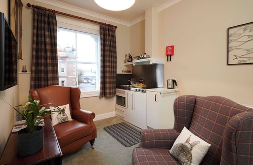 Marybank Apartment | Downright Gabbler