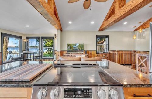 Barstow House | Downs By The River 2 Bedrooms 1 Bathroom