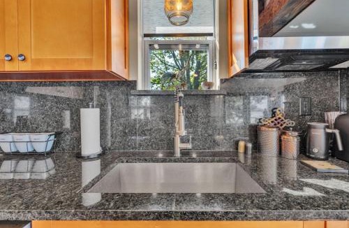 Barstow House | Downs By The River 2 Bedrooms 1 Bathroom