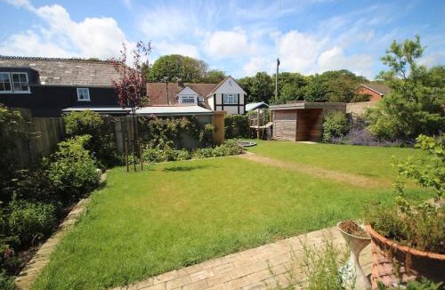 Deal House | Downs Cottage