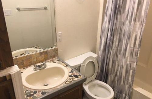 Lawton Apartment | Downstairs One Bedroom Close To Fort Sill!