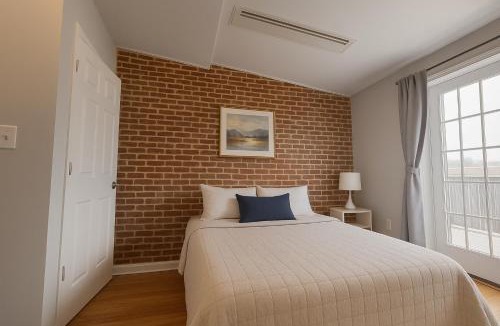 Downtown Baltimore Apartment | Downtown 1BD APT, Walk to Stadiums, Free Parking