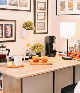 Downtown Apartment | Downtown 1BR Apt with kitchen and laundry, Near Convention Center and PPAC