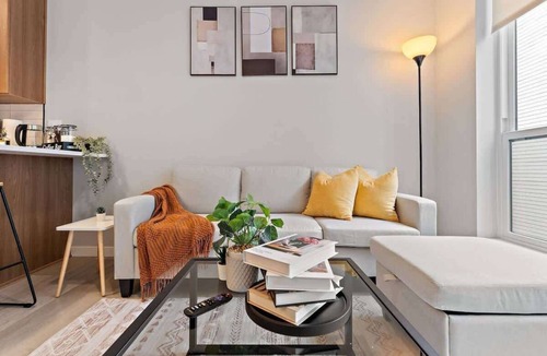 St. Anthony West Apartment | Downtown 2-Bed with Rooftop & Gym