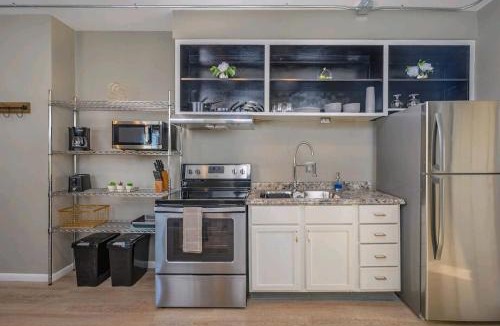 Appleton Apartment | Downtown 2 Bedroom Apartment