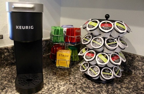 Des Moines House | Downtown 2BD 2.5BA townhouse w/free garage parking