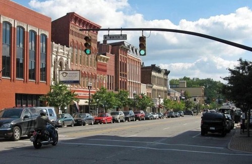 Delaware Apartment | Downtown 3 Bed Loft Apartment