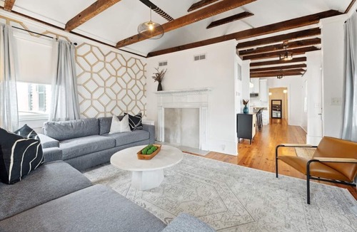 Cannonborough Elliotborough Apartment | Downtown 3BR with New Private Plunge Pool and Garden