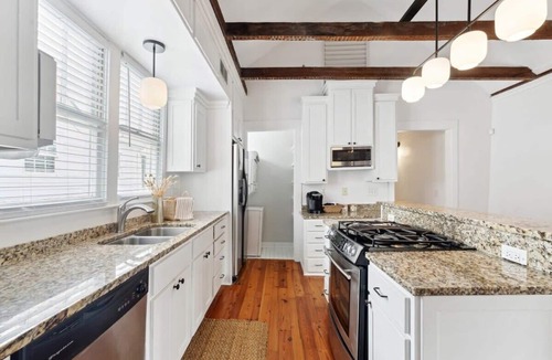 Cannonborough Elliotborough Apartment | Downtown 3BR with New Private Plunge Pool and Garden