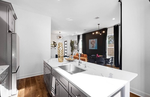 Northside House | Downtown 4BR Modern 3-Story Home w/Rooftop & EV
