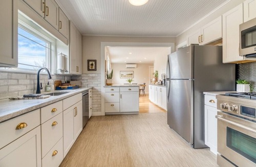 Redmond House | Downtown 4BR Walk to Breweries & Dining