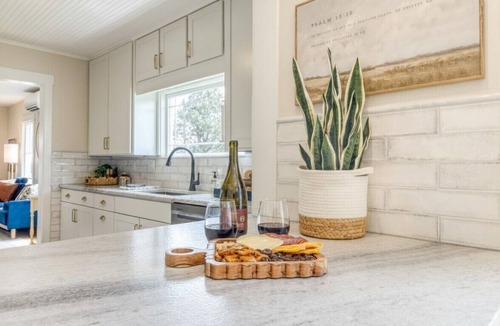 Redmond House | Downtown 4BR Walk to Breweries & Dining