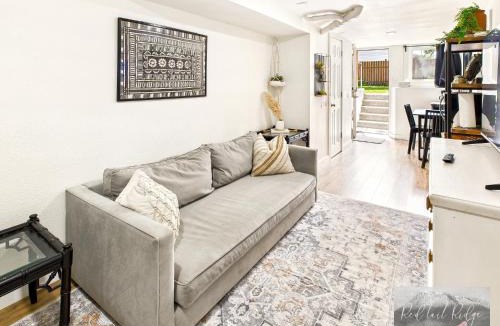 Albany Apartment | Downtown Albany Boho Inn