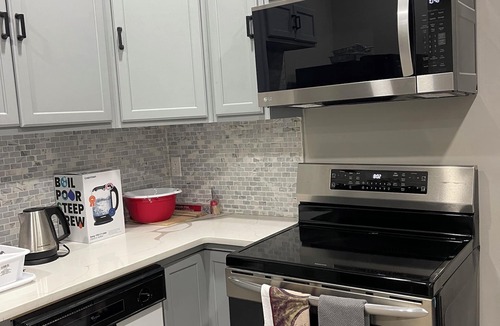 Allentown House | Downtown Allentown 4 Bedrooms