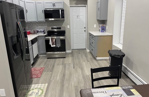 Allentown House | Downtown Allentown 4 Bedrooms