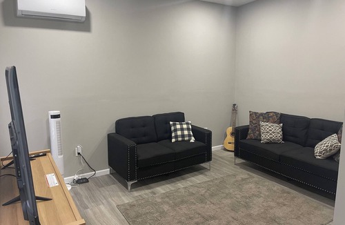 Allentown House | Downtown Allentown 4 Bedrooms