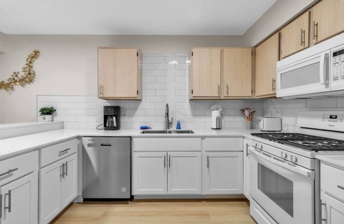 Willert Park House | Downtown and Upscale