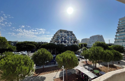 La Grande-Motte Apartment | Downtown apartment - 2 min from the beach