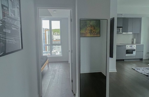 Shaughnessy Village Apartment | Downtown apartment