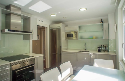 San Sebastian Centro Apartment | Downtown Apartment Desing