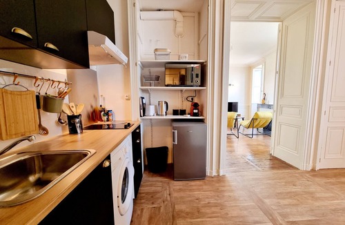 Angouleme Apartment | Downtown apartment fiber