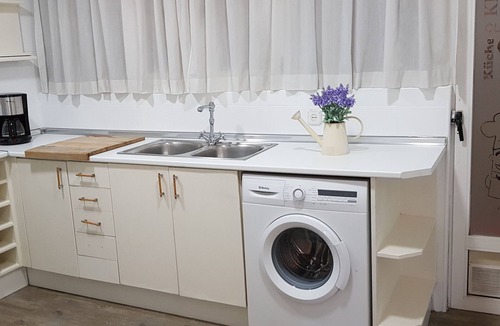 La Saidia Apartment | Downtown apartment in front of Torres de Serrano