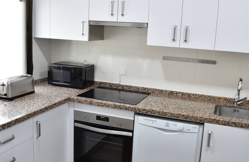 La Trinidad-San Juan y Todos los Santos Apartment | Downtown Apartment with Parking and Terrace
