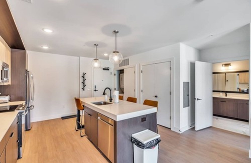 Pendleton Apartment | Downtown Apt Steps from Dining-3 beds