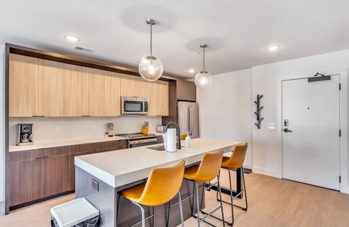 Pendleton Apartment | Downtown Apt Steps from Dining-3 beds