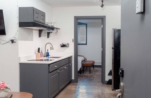 Central City Apartment | Downtown+Art+Music+Cozy Vibes+Min2Beach+Walkable
