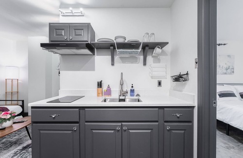 Central City Apartment | Downtown+Art+Music+Cozy Vibes+Min2Beach+Walkable