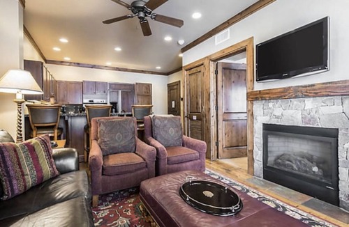 West End Condo | Downtown Aspen 1BR Prime location