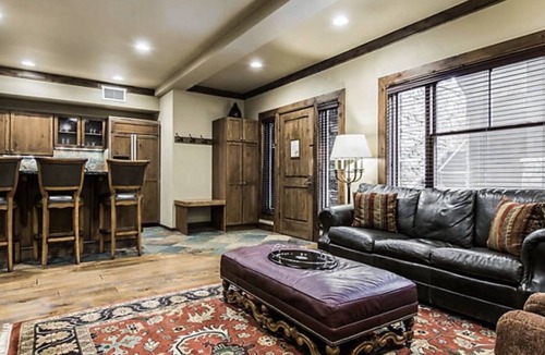 West End Condo | Downtown Aspen 1BR Prime location
