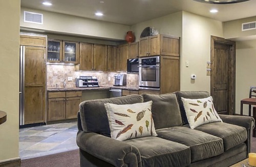 West End Condo | Downtown Aspen 1BR Prime location