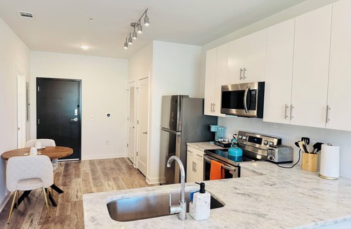 Old Fourth Ward Condo | Downtown Atlanta Home Away From Home-2