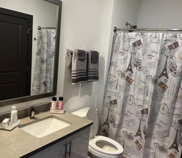 Downtown Apartment | Downtown Augusta Beauty 2 Bed Apt