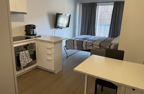 Latin Quarter Apartment | Downtown bachelor