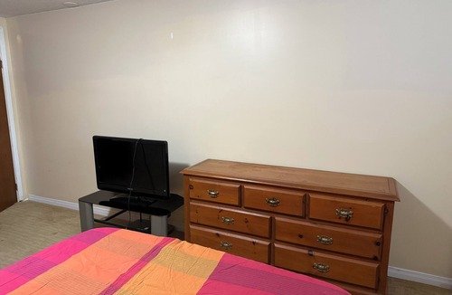 Guelph Apartment | Downtown/beside university of Guelph for Professionals