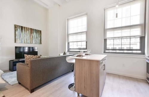 Chinatown Apartment | Downtown Boston Studio near T | Full Kitchen | W/D