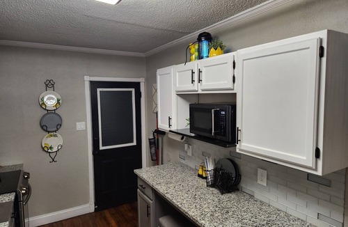 Southside House | Downtown Bound/Riverwalk 5mi/Alamo 5mi/Missions/AF BMT/Pearl/Trails