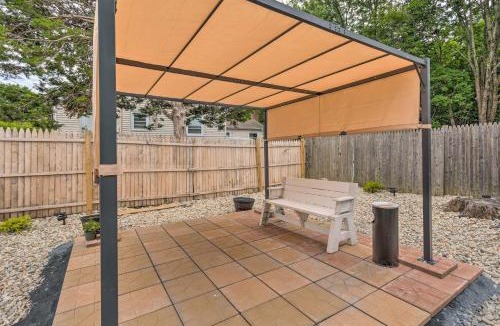Brockton Apartment | Downtown Brockton Apt < 1 Mi to Local Dining