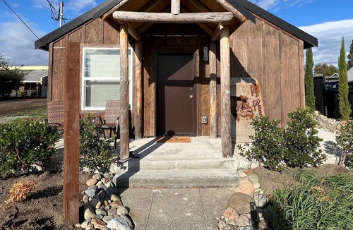 Buckley House | Downtown Buckley Property