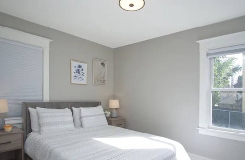 Humboldt House | Downtown Bungalow Getaway, Ideal for Long Stays!