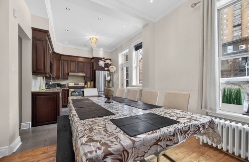 Milton Park House | Downtown Montreal Victorian Retreat | Indoor Parking, Walk Everywhere