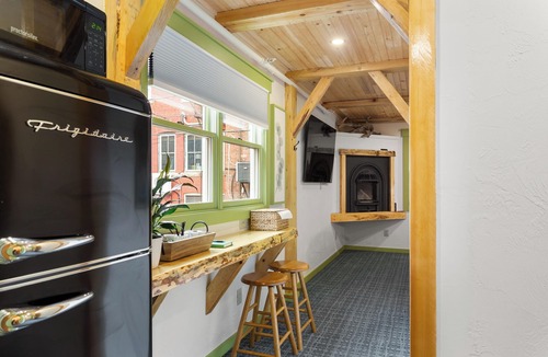 Camden Hotel | Downtown Camden Hotel - Driftwood