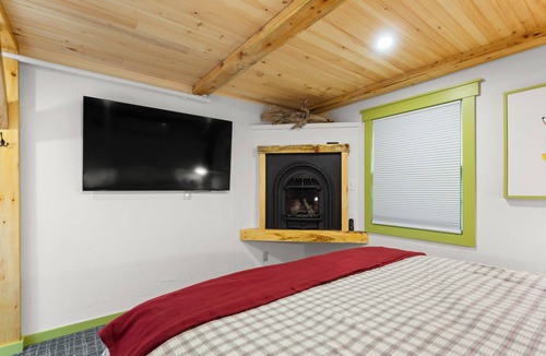 Camden Hotel | Downtown Camden Hotel - Driftwood