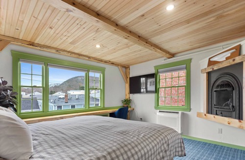 Camden Hotel | Downtown Camden Hotel - Fly Bridge