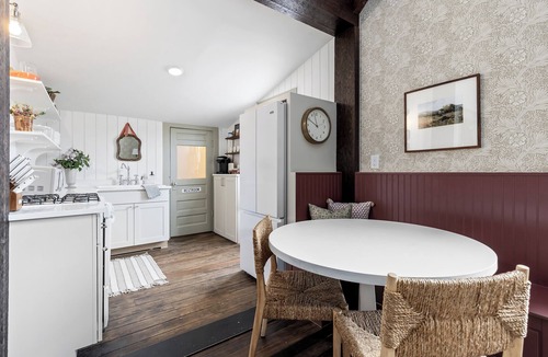 Rapid City Cottage | Downtown Carriage House